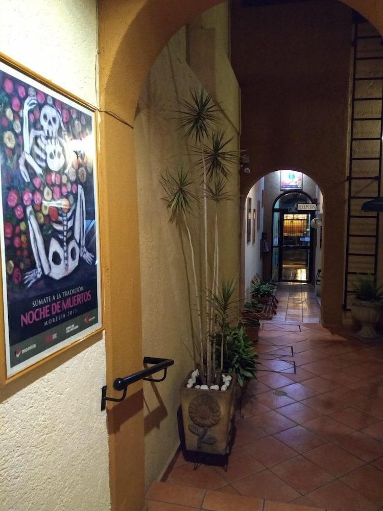Hotel Casa Galeana Morelia Zewnętrze zdjęcie